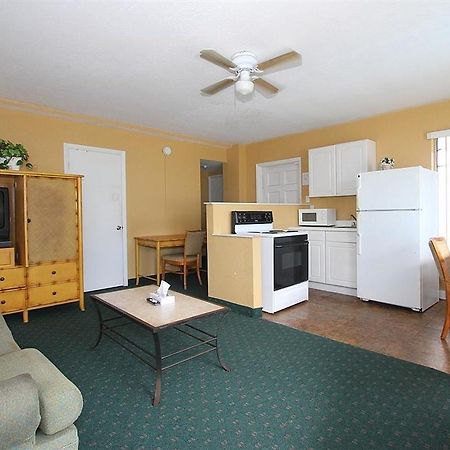 Avalon Waterfront Inn フォート・ローダーデール 部屋 写真
